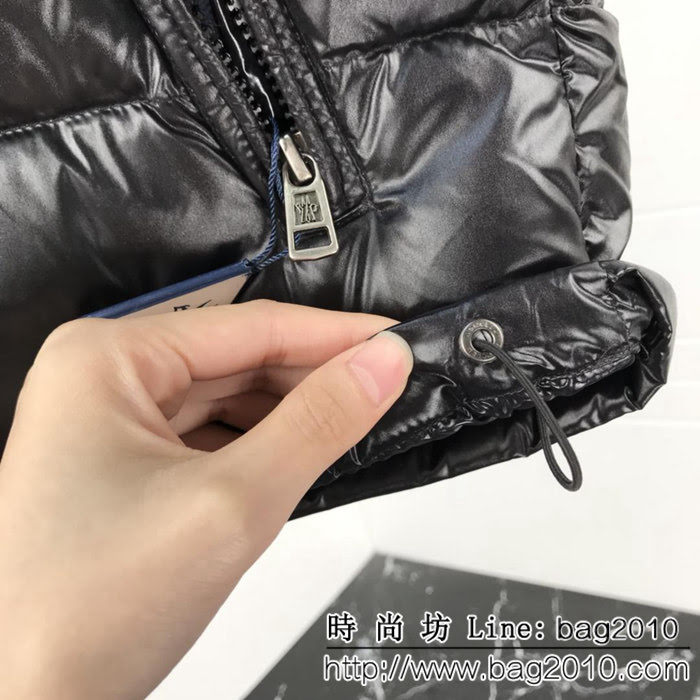 MONCLER蒙口 18冬季新款 防水透氣 男款保暖羽絨服 ydi1517